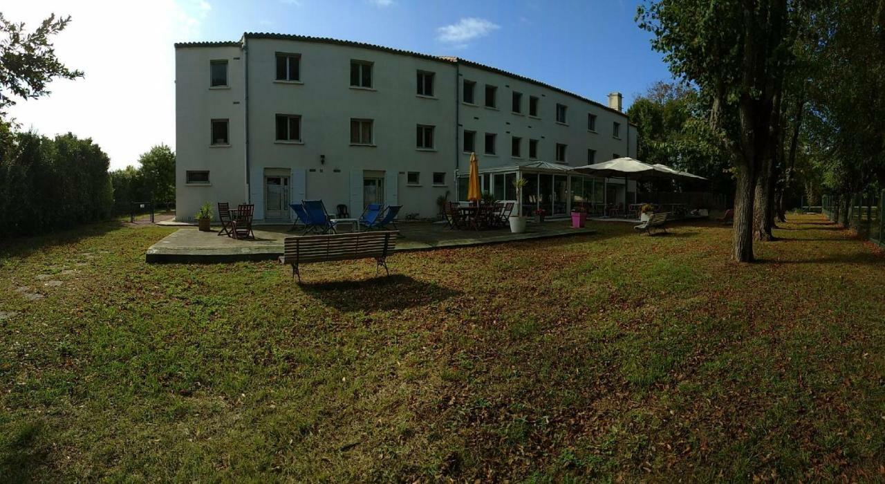hôtel l'échappée oléron Saint-Georges-d'Oleron Exterior foto